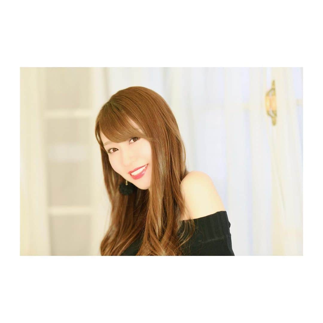 愛聖りさのインスタグラム：「. 😄 . #stayhome #keepsafe #smile #model #instagood #followme」