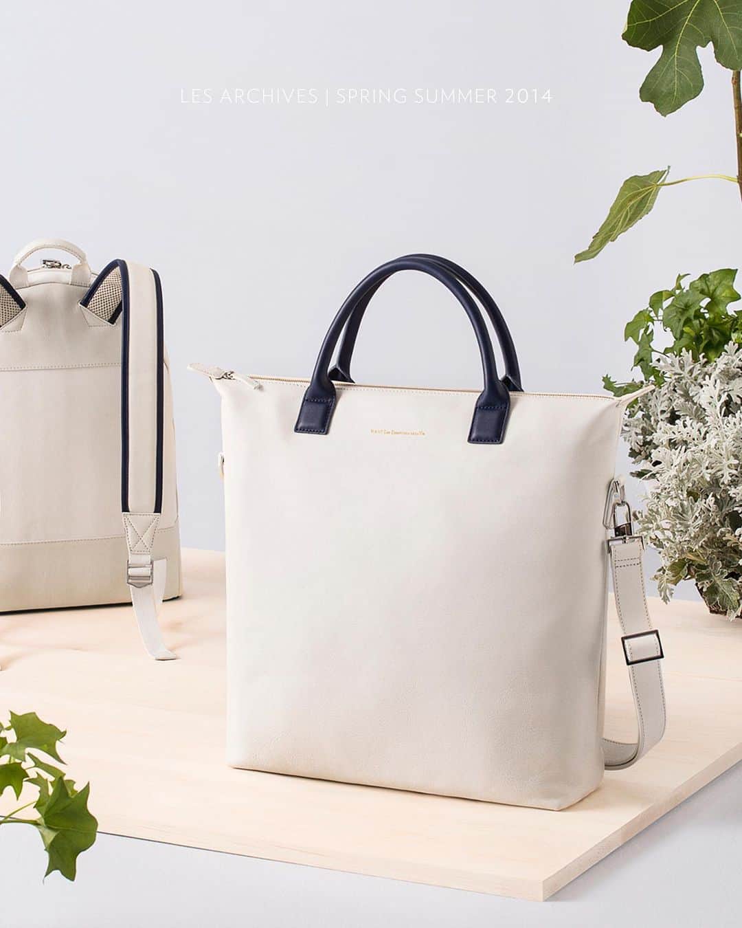 ウォントのインスタグラム：「Spring invites us to see things anew—a time to revisit our archives with welcoming eyes.  O’Hare tote from Spring Summer 2014  #wantlesessentiels #oharetote」