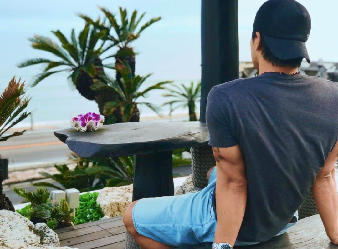 リバトラ YOSHITOのグルメインスタ