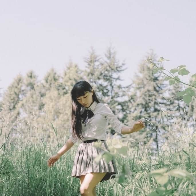 鈴木みほのインスタグラム：「東京少女 (Dream girls), (2015) - 3/3 Photographed by N.Chae . . #smellofgrass #smelloftrees #story #completed #森 #ちょっぴり #恋しい #撮影 #ストーリー #写真」