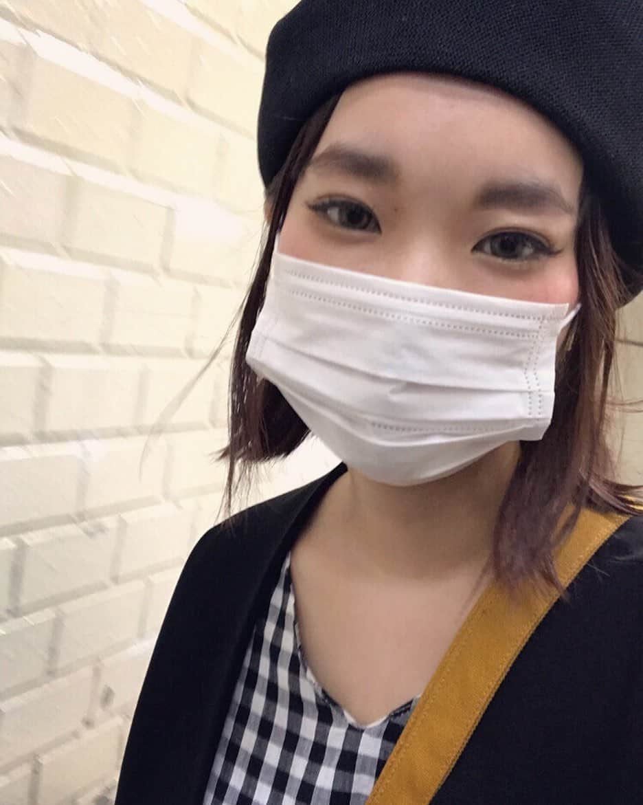 Yun chiさんのインスタグラム写真 - (Yun chiInstagram)「おでこゆんち🥺💭 . 髪の毛切りたいなぁ✂︎ . . #selfie」5月19日 0時18分 - _yun_chi_