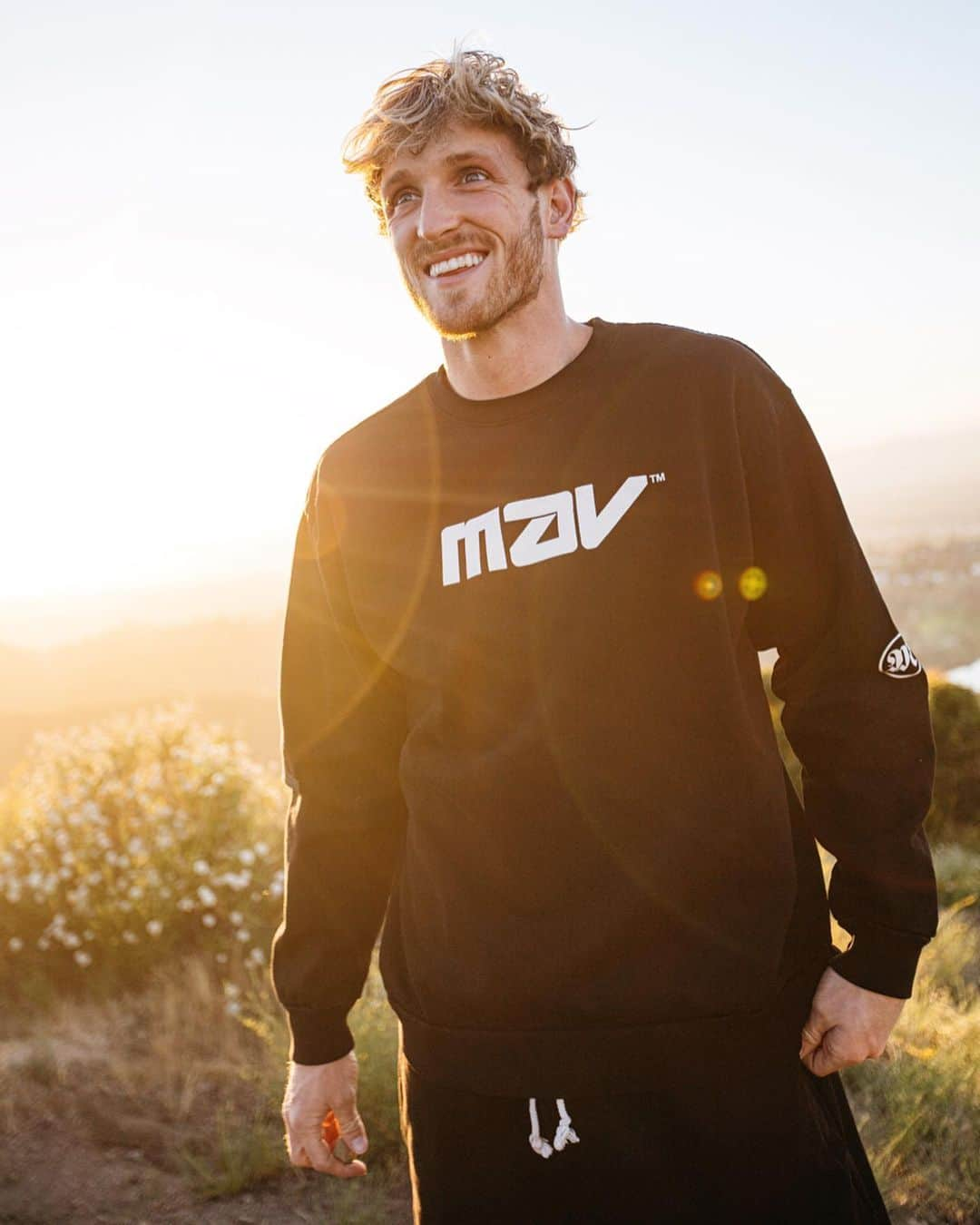 ローガン・ポールさんのインスタグラム写真 - (ローガン・ポールInstagram)「this friday @maverickclothing」5月19日 1時12分 - loganpaul