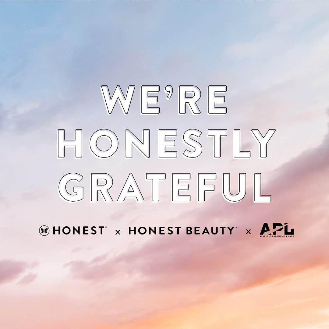 The Honest Companyさんのインスタグラム写真 - (The Honest CompanyInstagram)「✨ GIVEAWAY ✨ Another week, another giveaway for our essential workers! 🙌 This week, we are partnering with @APL to gift some self-care items and sneakers designed for ultimate comfort to 25 essential workers that are protecting our front-lines during this global crisis. ⁣⁣⁣⁣⁣ ⁣⁣⁣⁣⁣ To enter for a chance to win send an email to social@thehonestcompany.com with your name, Instagram handle, day and evening telephone numbers, and email address (you are only eligible to enter one time). ⁣⁣⁣⁣⁣ ⁣⁣⁣⁣⁣ View official rules at the link in our bio. No purchase or payment necessary to enter to win. Odds depend on the number of eligible entries received. Must be US resident, Essential Critical Infrastructure Worker (as defined in the Rules), 18 years or older to enter. Entries due by 11:59 PM PDT on 5/22/2020. ⁣⁣⁣⁣ ⁣⁣⁣⁣ Make someone's day and write a note of encouragement below for our essential workers! 💞 #HonestCompany #HonestBeauty #APL」5月19日 2時04分 - honest