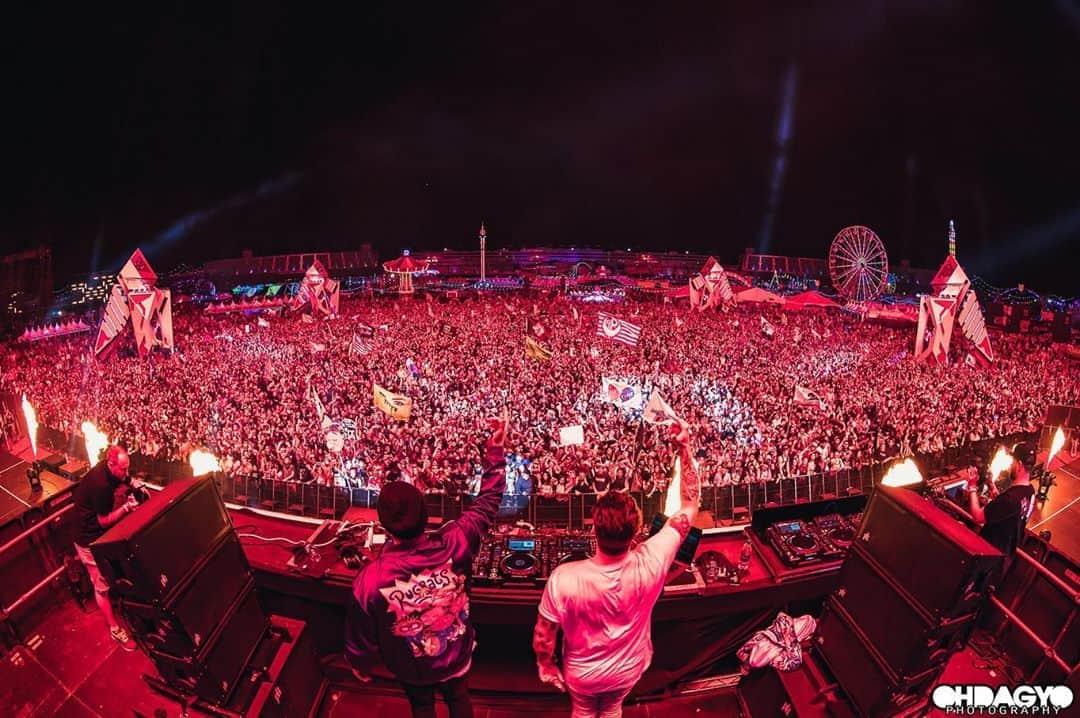 Adventure Clubのインスタグラム：「love seeing all of your videos from our EDCLV set last year🔥 missin you guys crazy」