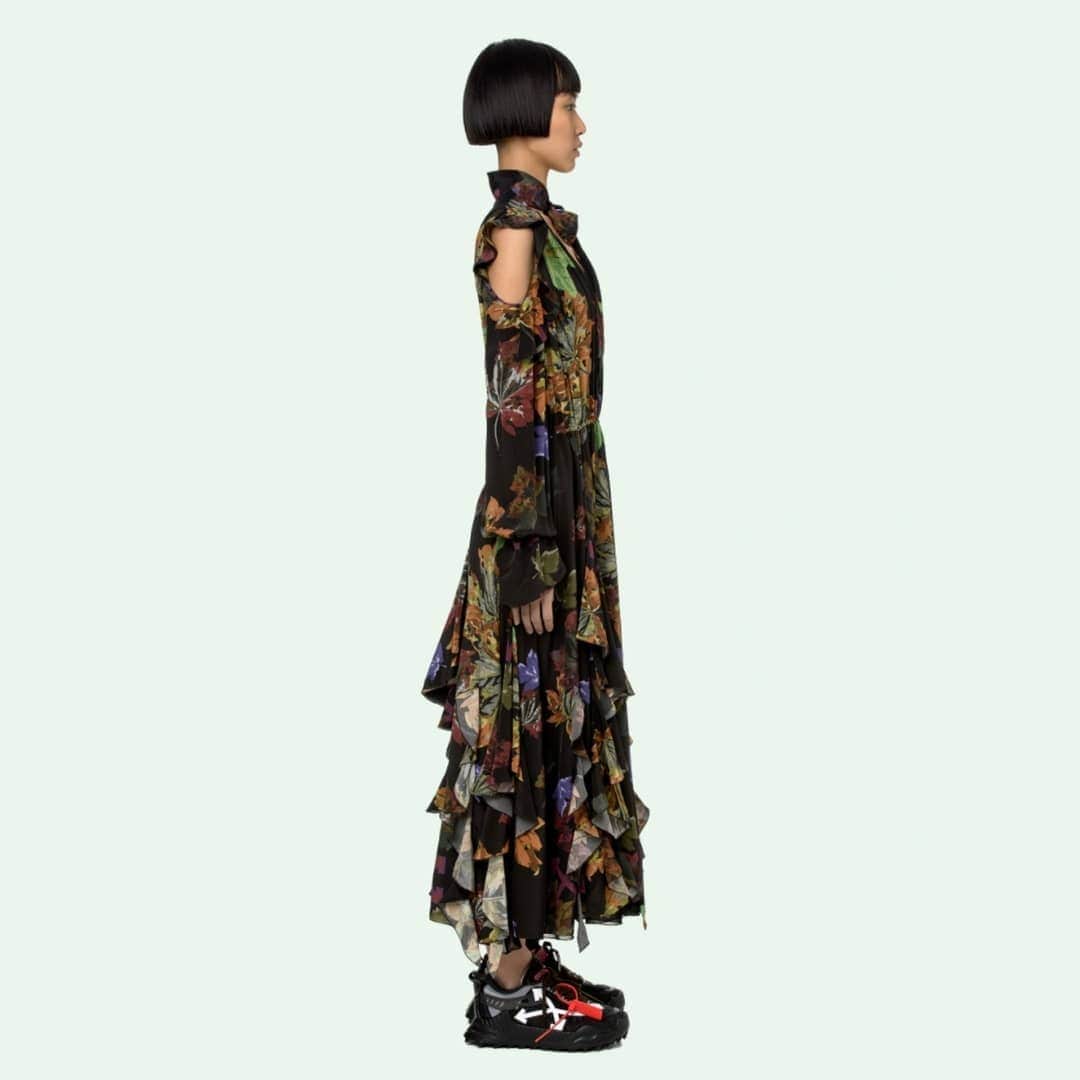 OFF-WHITE C/O VIRGIL ABLOHさんのインスタグラム写真 - (OFF-WHITE C/O VIRGIL ABLOHInstagram)「pre-fall 20 women's Off-White™ long sleeves crepe long dress in black with multicolor leaves printed all over now available in pre-order online at off---white.com」5月19日 3時02分 - off____white