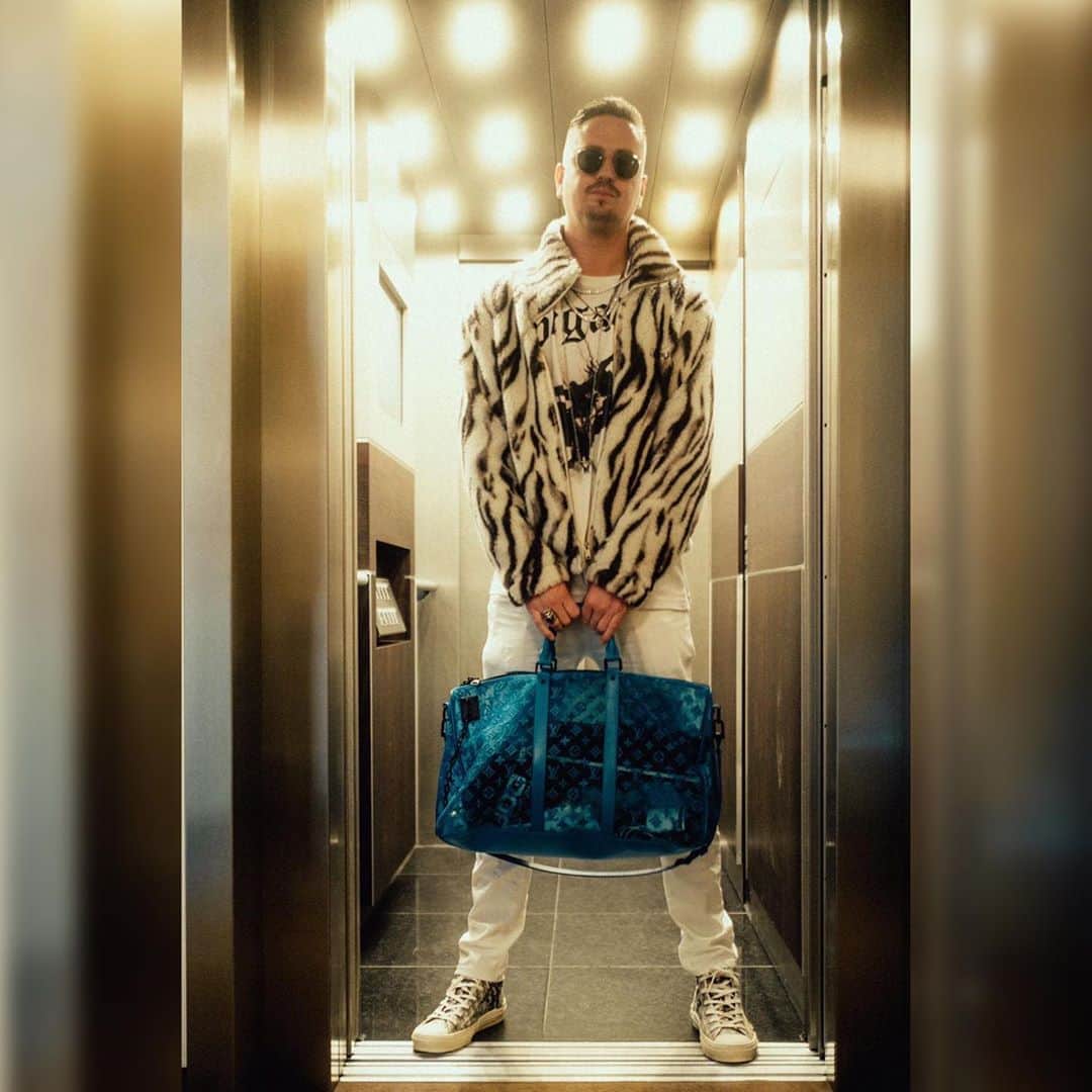 ロビン・シュルツのインスタグラム：「🦓 . . . . 📸 @jannisdoering」