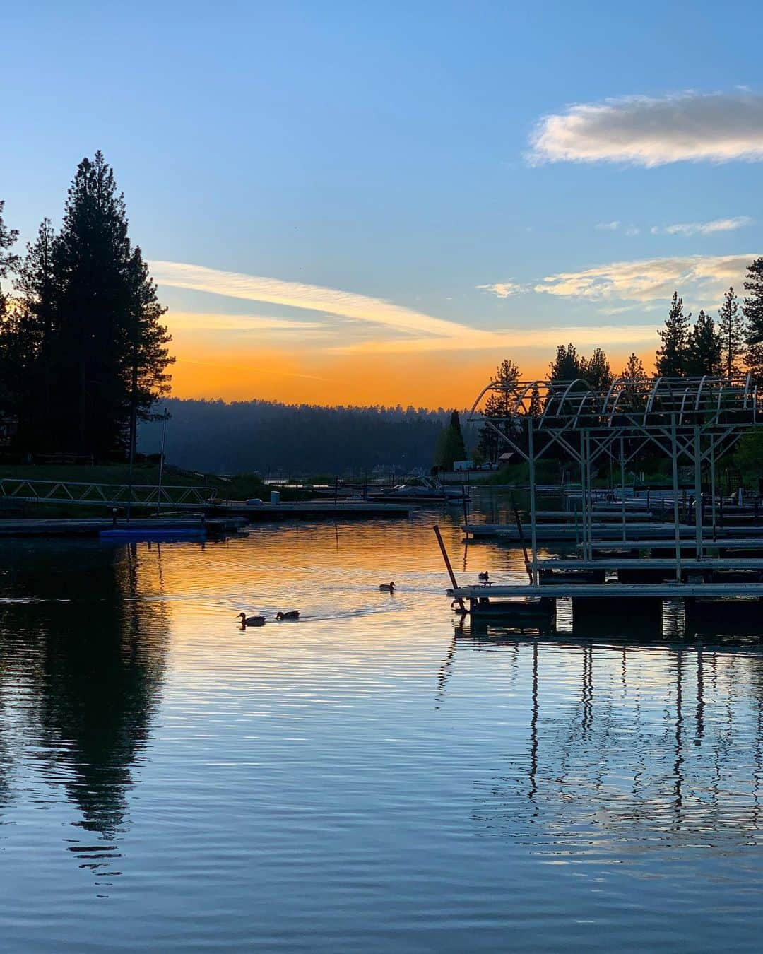 トラビス・ウォールさんのインスタグラム写真 - (トラビス・ウォールInstagram)「My all time favorite time of day」5月19日 4時20分 - traviswall