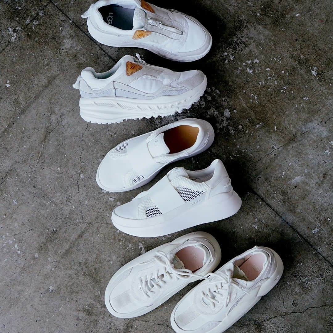 Uggさんのインスタグラム写真 Ugginstagram 軽量性や通気性に優れたuggのスニーカー のホワイトカラーシリーズは デザインも爽やかで 初夏のコーディネートをよりファッショナブルに Ca805mlt Libulite リブライト Lacloud Laクラウド Uggsneakers