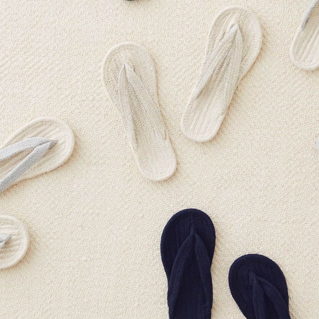 MUJI USAさんのインスタグラム写真 - (MUJI USAInstagram)「Designed with the same braided materials used to make rugs for comfort at home all day long.」5月19日 7時01分 - mujiusa