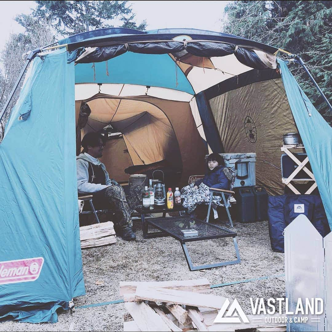 VASTLANDさんのインスタグラム写真 - (VASTLANDInstagram)「【VASTLAND×REPOST】 . 非日常の空間でリフレッシュできるキャンプ🍀 . 楽しみ方は「無限大」です！😁✨ . .. Photo by @ohyan2121_sotoasobist 様 投稿ありがとうございます！ . .. VASTLAND公式アカウントでのリポスト希望の方は【#VASTLANDリポート】を付けてVASTLAND製品をご投稿ください！ . .. ・掲載ギア・ #オクタゴンロ . .. ▲▽掲載ギアはプロフィールのリンク（ @vastland.jp )もしくは、画像をタップしてチェック！▽▲ . .. ※コメントやDMに返信できない場合がございますので、製品やサポートに関するお問い合わせは、弊社問い合わせフォームからよろしくお願いします。 . .. #VASTLAND #ヴァストランド #焚き火 #焚き火台 #キャンプファイア #キャンプファイアー #キャンプ  #夏キャンプ #camp #camping #キャンプギア #キャンプ道具 #キャンプ用品 #ソロキャンプ #デイキャンプ #ファミリーキャンプ #ファミキャン #グルキャン #ソロキャン #オートキャンプ #キャンパー #アウトドア #アウトドア用品 #アウトドアギア #キャンプ料理 #キャンプ飯」5月19日 11時24分 - vastland.jp