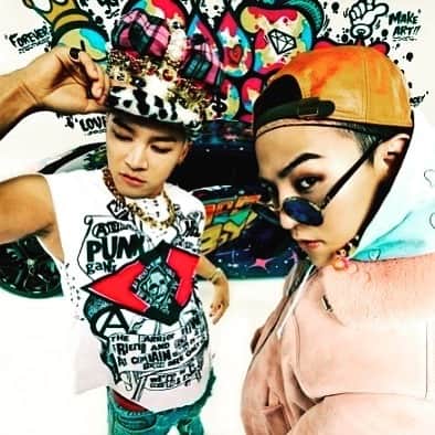 G-DRAGONのインスタグラム：「💖」