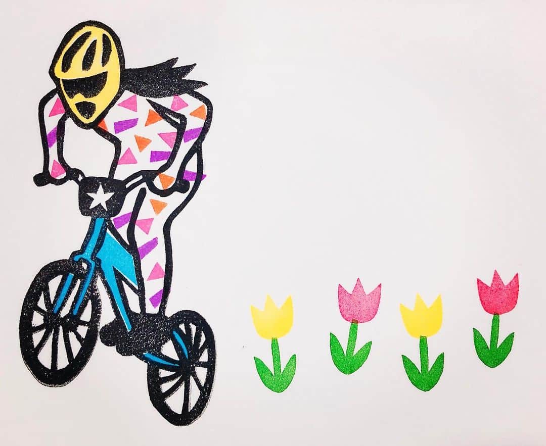 和田美枝のインスタグラム：「BMXが走る道には綺麗な花（華）が咲く🚲🌷🌷🌷 #BMX #春木駅 #よーいドン #テーマを頂いての #ワダちゃん消しゴムはんこ #BMXライダー #朝比奈綾香ちゃん #ステキガール」
