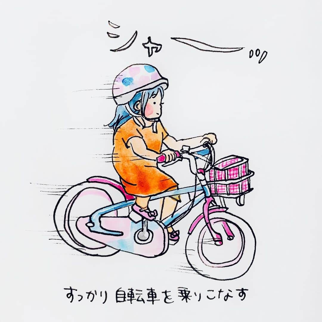 こしいみほさんのインスタグラム写真 - (こしいみほInstagram)「変身バイクが小さくなったので、パパと娘で自転車を買ってきた。 そうちゃんのお下がりにするには女の子っぽ過ぎるカラーだけども、本人が気に入ってるから、まぁ、いいか…  #女児が大好き #ピンクと水色 #ふたりでひとつ #修二と彰 #チューブが便利 #ニンニク生姜 #散歩でしてる #デューク更家」5月19日 23時06分 - miho20141124