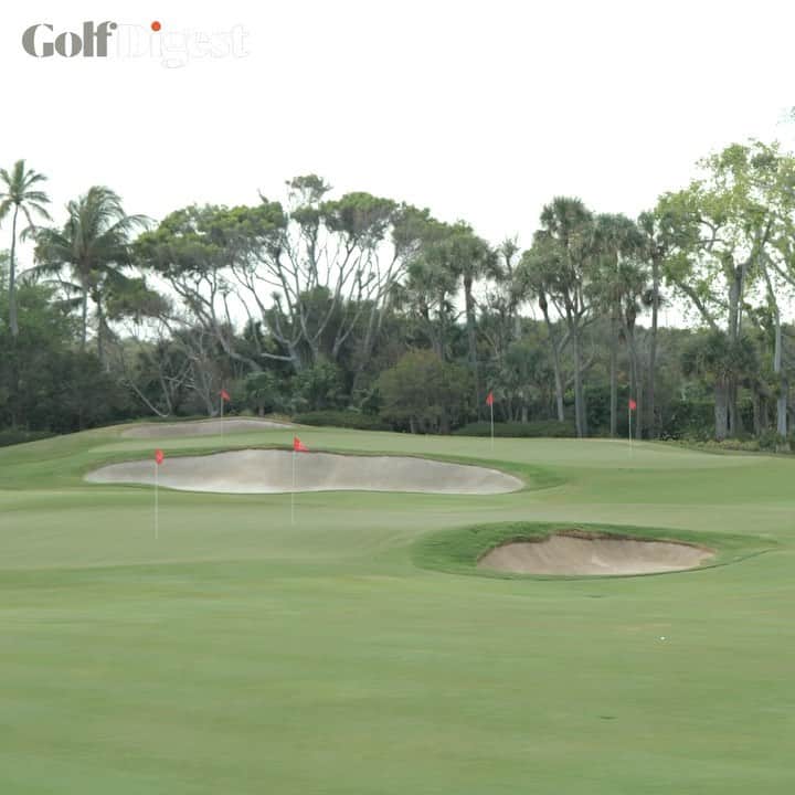 タイガー・ウッズのインスタグラム：「Earlier this year I had @GolfDigest at the house. Check out the "At Home with Tiger" series at GolfDigest.com.」