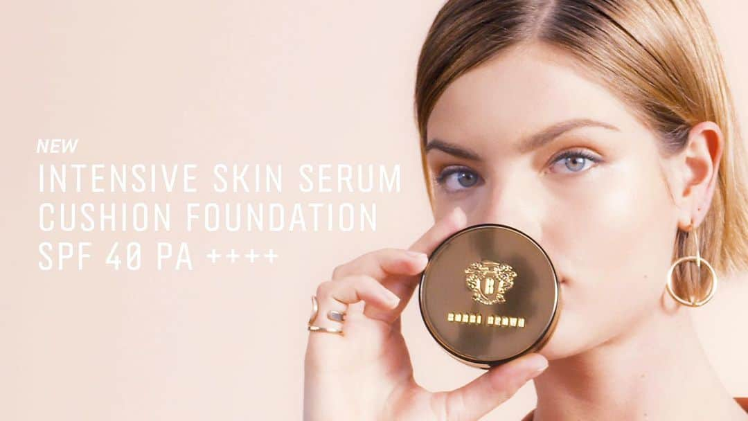 ボビイ・ブラウンさんのインスタグラム写真 - (ボビイ・ブラウンInstagram)「＼INTENSIVE SKIN SERUM CUSHION FOUNDATION／  素肌を覆うのではなく、本来素肌が持つツヤを損なわず、透明感のある自然な仕上りに☺️・ ・ ・ 《 #インテンシブスキンセラムクッションファンデーション SPF 40 (PA++++) リミテッド エディション ディスカバリー キット（レフィル2個付き）》・ ・ ・ #IntensiveSkinSerumCushionFoundation #bobbibrown #ボビイブラウン」5月19日 17時03分 - bobbibrownjapan