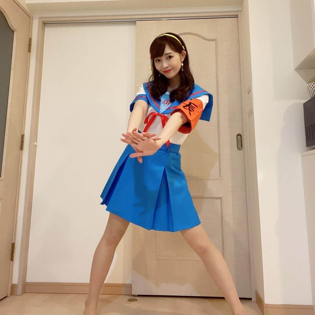 のインスタグラム：「#誕生日 スペシャルで涼宮ハルヒの#コスプレ してみた😂💙 。 今日で26歳！人生の中の26%だと思って全力で楽しみます🙋‍♀️✨ 。 #今日は#ボクシング#の日#涼宮ハルヒ#涼宮ハルヒの憂鬱#中学時代#の#夢#達成 #おうち時間 #harehareyukai#suzumiyaharuhi#boxing」
