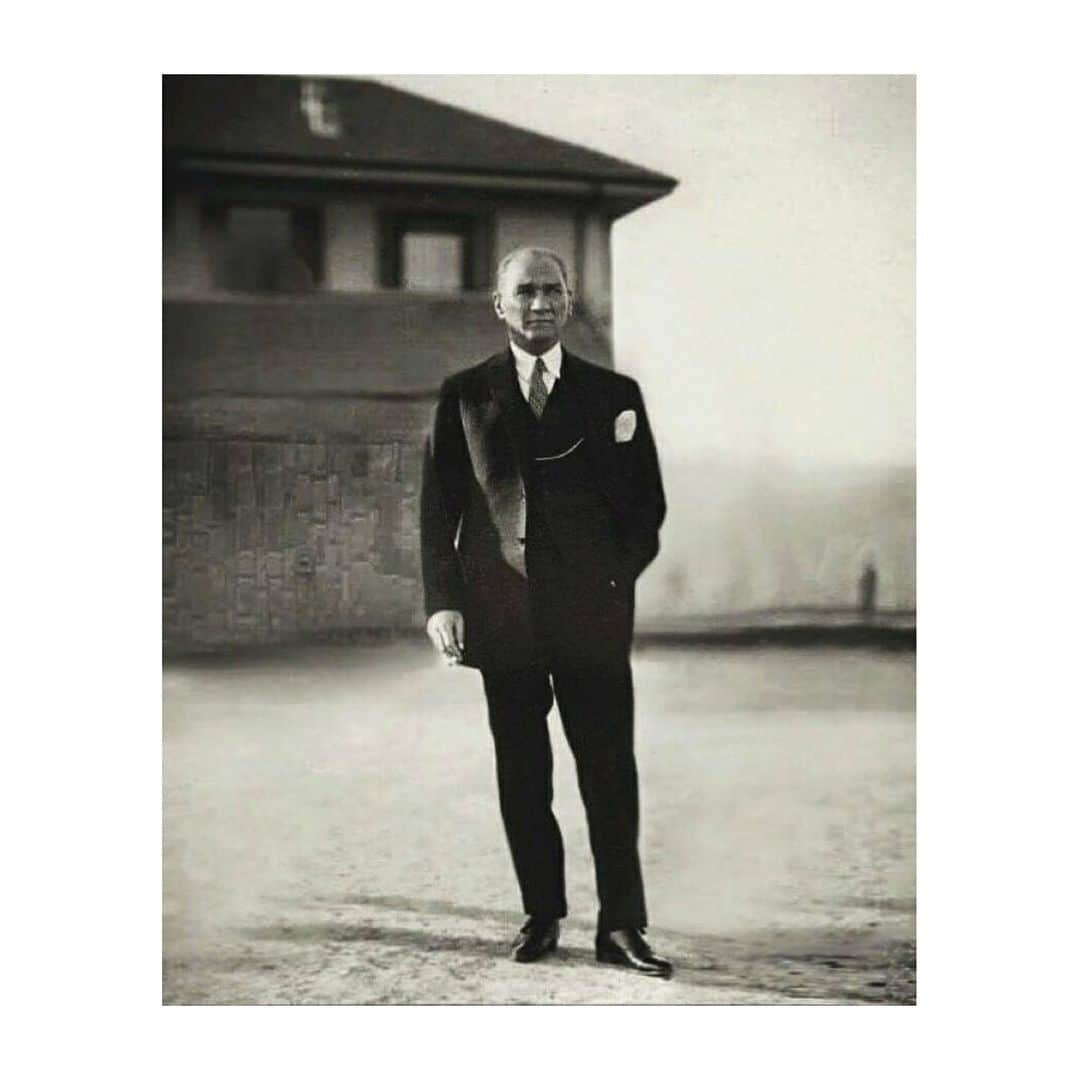 マート・アラスさんのインスタグラム写真 - (マート・アラスInstagram)「the Great Mustafa Kemal Ataturk #vatan」5月19日 18時01分 - mertalas