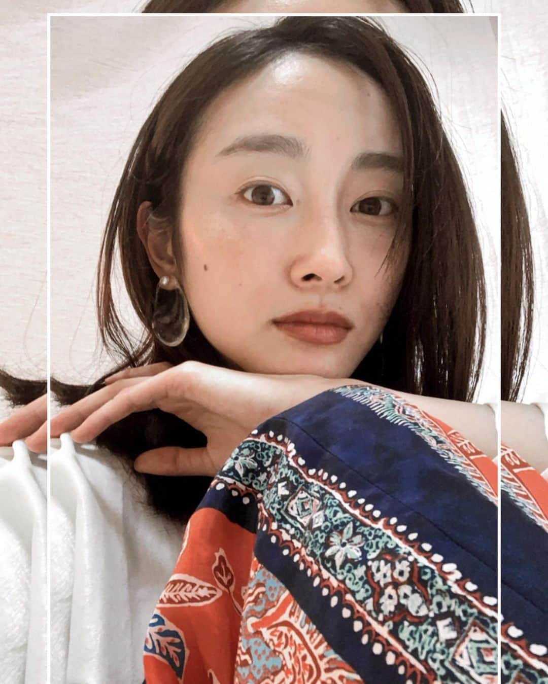 泉見祐希のインスタグラム：「@sophie.bijoux_fukuoka のピアスが届きました！ずっと欲しかったデザイン。可愛いでしょう〜このボリュームなのに軽いから一日中つけてられそう❤︎」