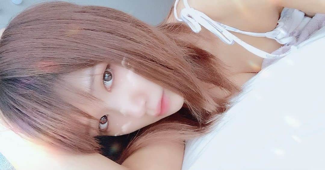 涼宮琴音のインスタグラム：「おやすみ」
