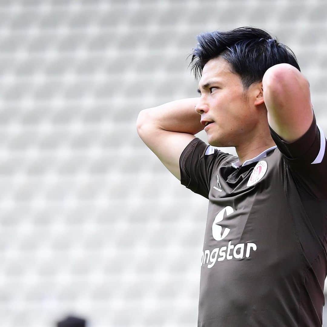 宮市亮のインスタグラム：「ブンデスリーガ再開！勝利💪 #Sieg #STRONGERTOGETHER」