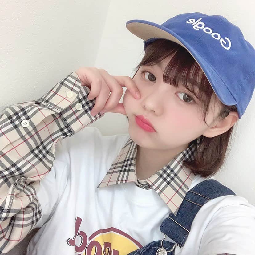 のインスタグラム：「ㅤ 久しぶりにメイクした👧🏻TikTok撮るために、笑みてね ㅤ 地黒が悩みで年中美白ケア頑張っとるんじゃけど新しく使い始めたONE BY KOSE メラノショット ホワイト Dよかったけん使ってみて🐨しみそばかすも防いでくれる🌷 ㅤ ストーリーも見てね〜🌼 ㅤ #古着女子 #古着コーデ #ボブアレンジ #メイク #onebykose #メラノショットホワイトD #美白ケア #スキンケア #obk_partner」