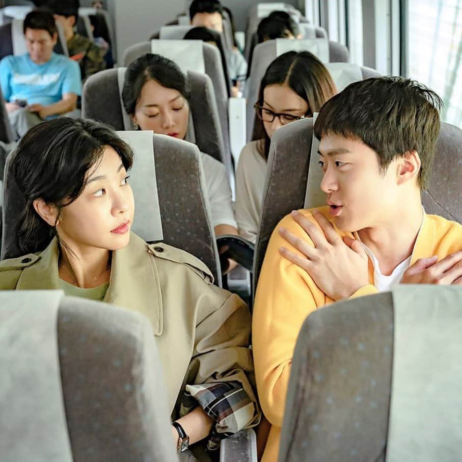 ソジン のインスタグラム：「오늘밤 9시 30분. JTBC . 행복의진수. 💙 사실 내마음의 첫작품.」