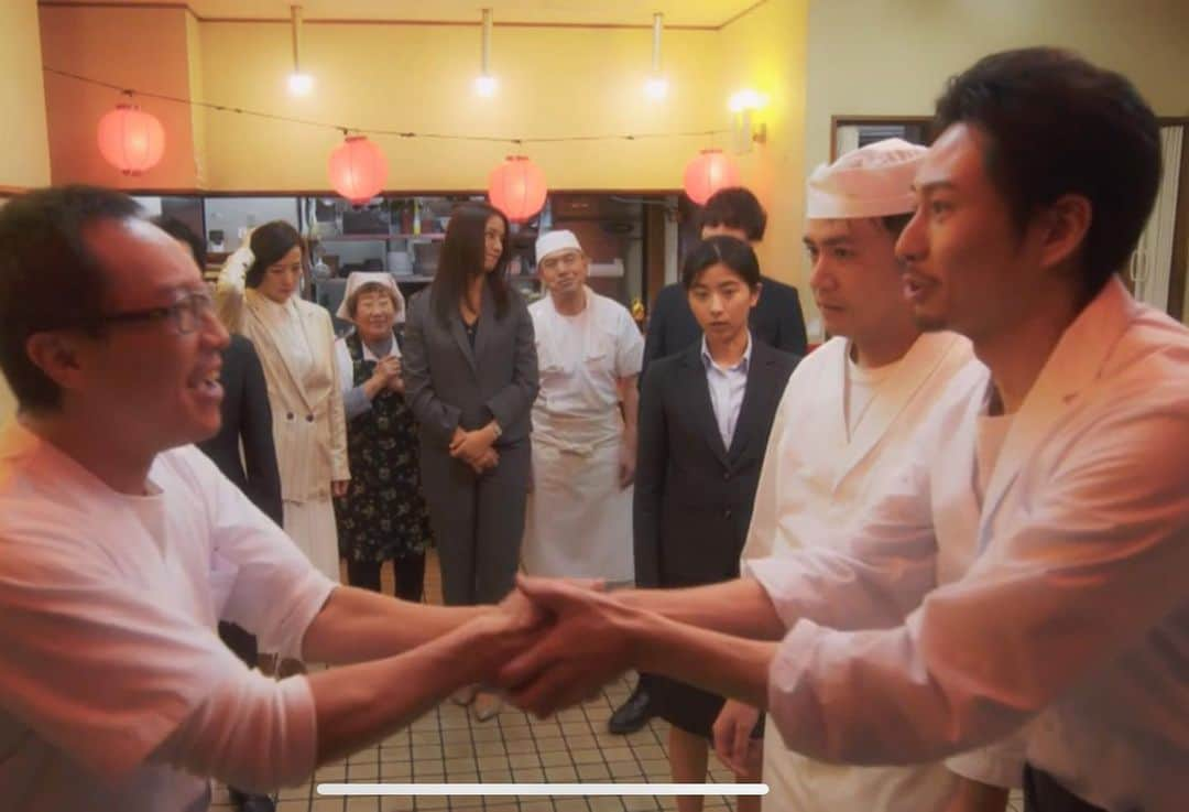 谷遼さんのインスタグラム写真 - (谷遼Instagram)「. 行列の女神〜らーめん才遊記 〜 ご視聴ありがとございました。 見れなかった方々、TVerで見逃し配信やってますので、ご覧くださーい 行列の女神、引き続きご視聴くださいませ^_^ すごく素敵な現場でした！ ありがとうございました！  #行列の女神らーめん才遊記 #ドラマbiz #テレビ東京 #ドラマ #ラーメン #たんめん #中華料理 #エイジアプロモーション #プープージュース #髭」5月19日 20時03分 - taniryo_kirin