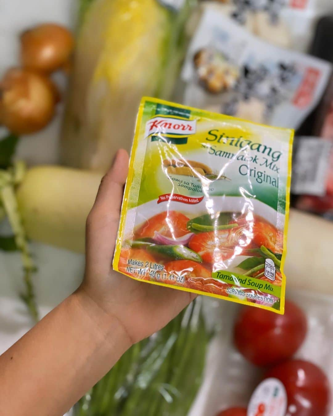 RIEHATAさんのインスタグラム写真 - (RIEHATAInstagram)「house wife. 🎶  #whocanmakeSINIGANG 🇵🇭 (フィリピンの家庭料理の激すっぱいスープ) (えっと一言で説明すると美味しすぎて結構引く)」5月19日 20時15分 - riehata