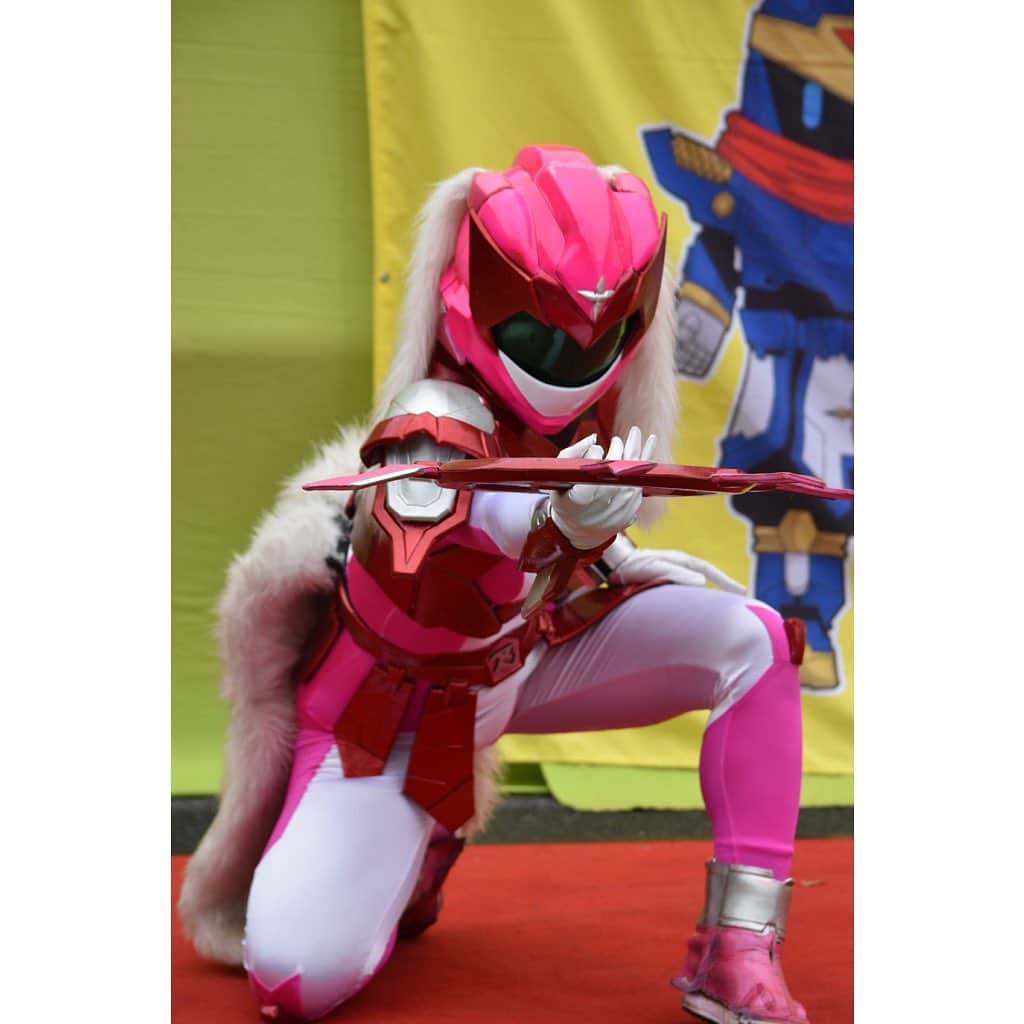 大川成美さんのインスタグラム写真 - (大川成美Instagram)「20年後にはこうなりましたよ💕 ． ． #ヒーローが子供達を元気にする ． ． #hero#ヒーロー」5月19日 20時57分 - naru_coco