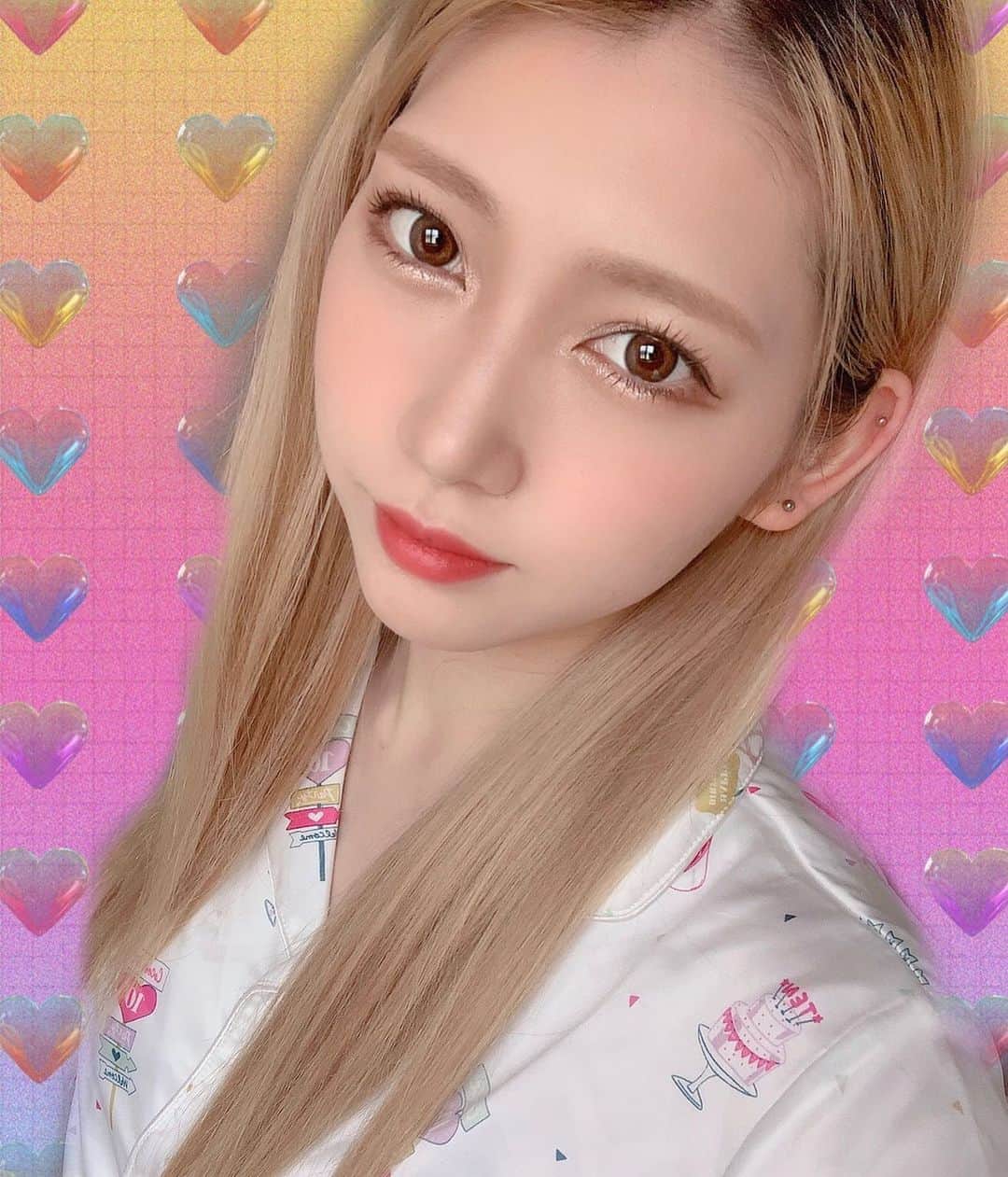 茂木忍のインスタグラム：「おうちでもガチメイクでてんあげ〜」
