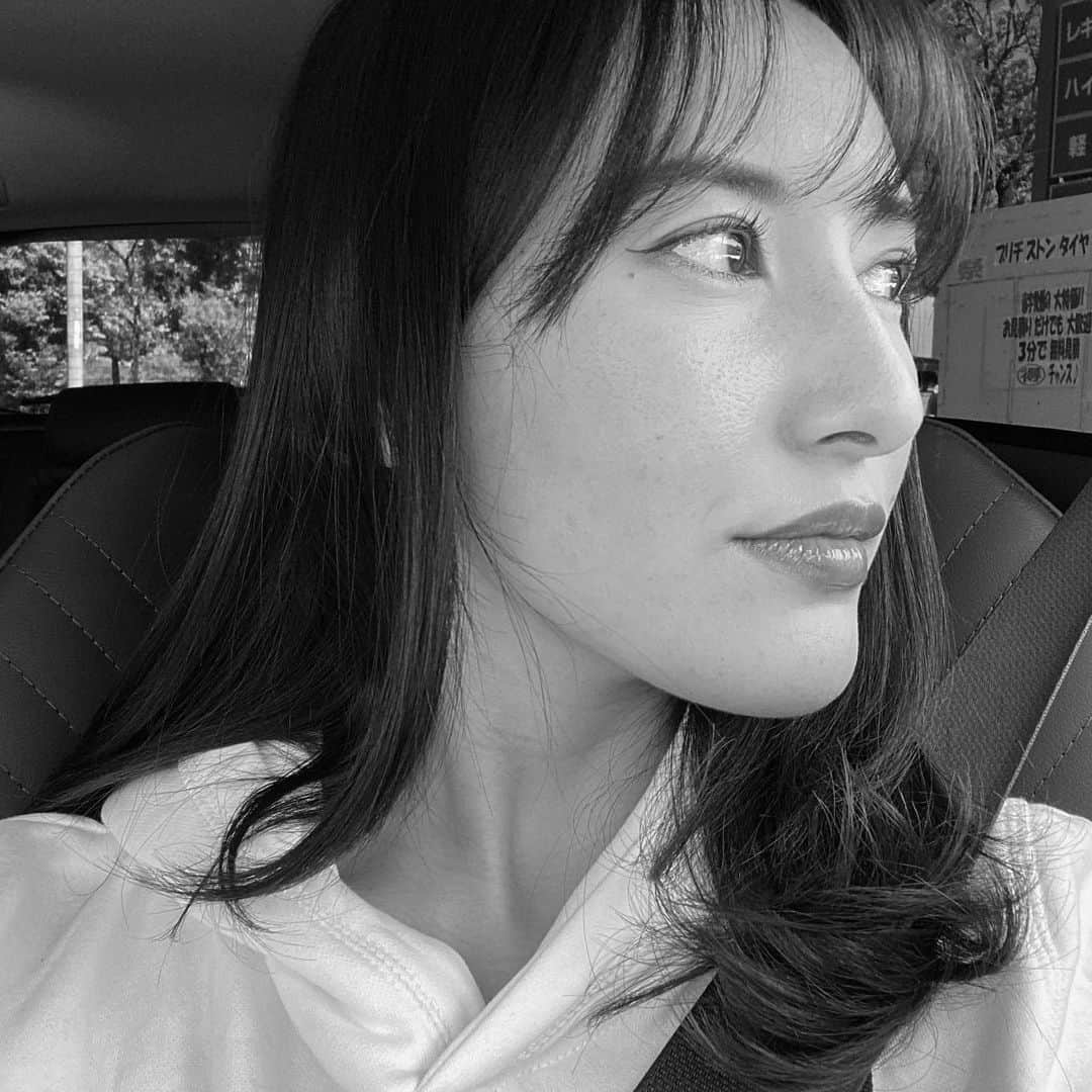 松本リコのインスタグラム：「・ ・ ・ ・ #japanesegirl #japangirl  #japanesemodel #japanmodel #yahoo #お洒落 #インスタグラマー  #インフルエンサー #撮影 #ハーフ顔 #ハーフモデル #fashion #通販モデル #ファッション #楽天 #通販」