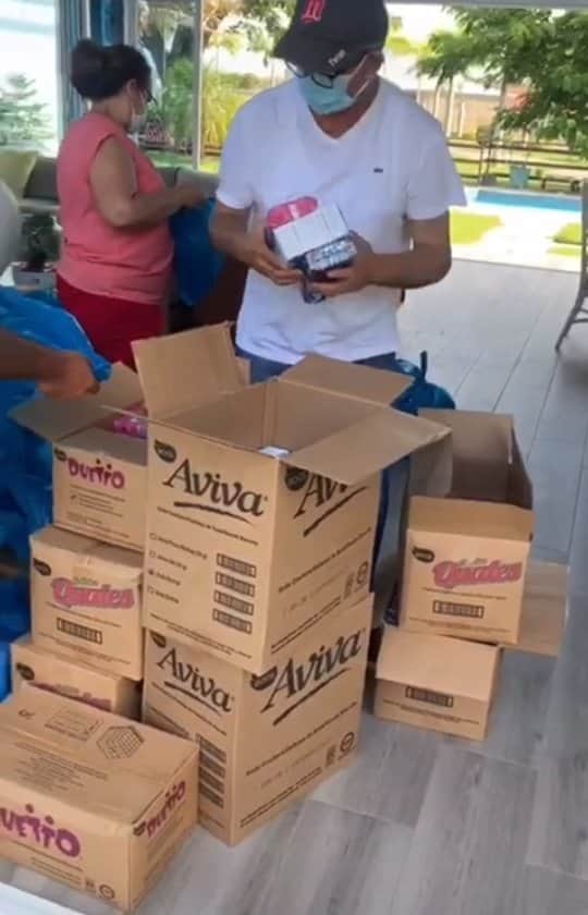 ネルソン・クルーズのインスタグラム：「Dominican Players Coalition  along with @boomstick23foundation at work」