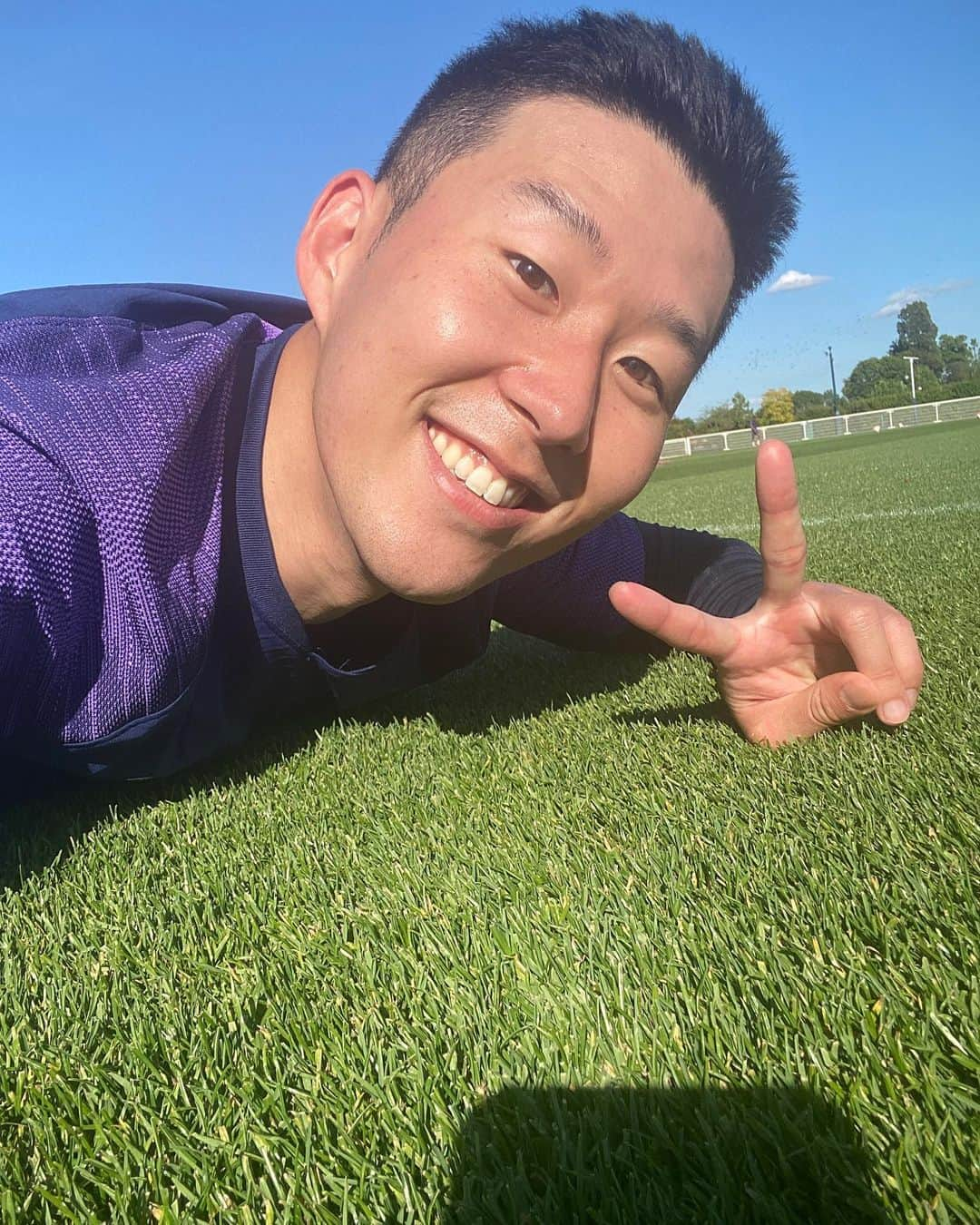 ソン・フンミンのインスタグラム：「⚽️💙#COYS」