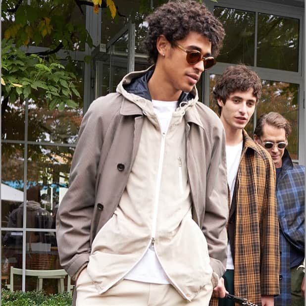 のインスタグラム：「After all, #Spring is a time for new possibilities  #SS20 #CarusoMenswear」