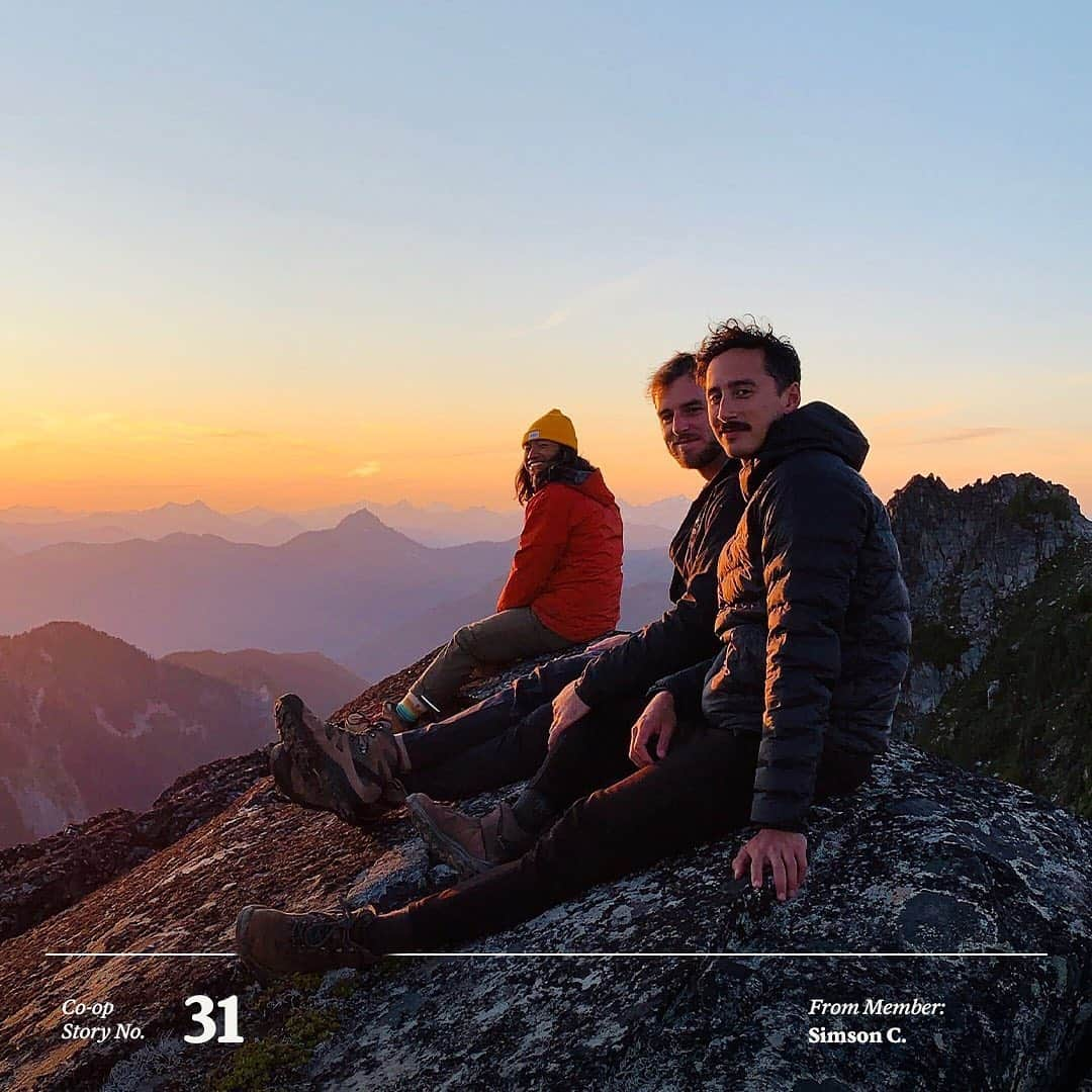 REIさんのインスタグラム写真 - (REIInstagram)「One of many favorite outdoor memories.  It was a grueling hike to the top. How we convinced Krisna to come on a backpacking trip was a miracle of sorts. He had never backpacked before, refused to see fleece as fashion, and struggled hard to understand the mechanics of using the bathroom in nature.  Through quick elevation gain, treacherous boulder fields and slippery snowfields we reach the end. At 6,500 feet we see the sun set behind the mountains. The stars slowly come out one by one, and we watch them twinkle above us in long periods of quiet awe.  Then, out of the darkness I hear Krisna softly whisper, “I...” He pauses.  And he continues, reluctantly admitting: “I..., I think I might like this. You know, camping.” Story and photo: co-op member @thesimsonian」5月20日 7時18分 - rei