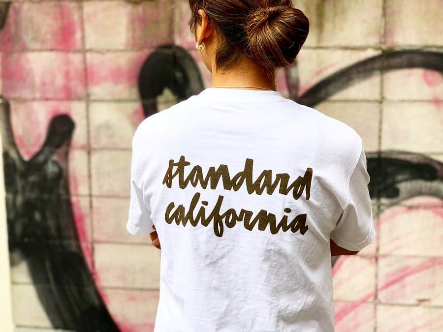 スタンダードカリフォルニアさんのインスタグラム写真 - (スタンダードカリフォルニアInstagram)「CHOCOLATE × SD CHUNK Logo T  5/22（金）12:00 Onlinestore up!! #standardcalifornia  #スタンダードカリフォルニア #chocolateskateboards  #skateboard  #tshirt  #tシャツ #fashion  #ファッション」5月20日 18時06分 - standardcalifornia