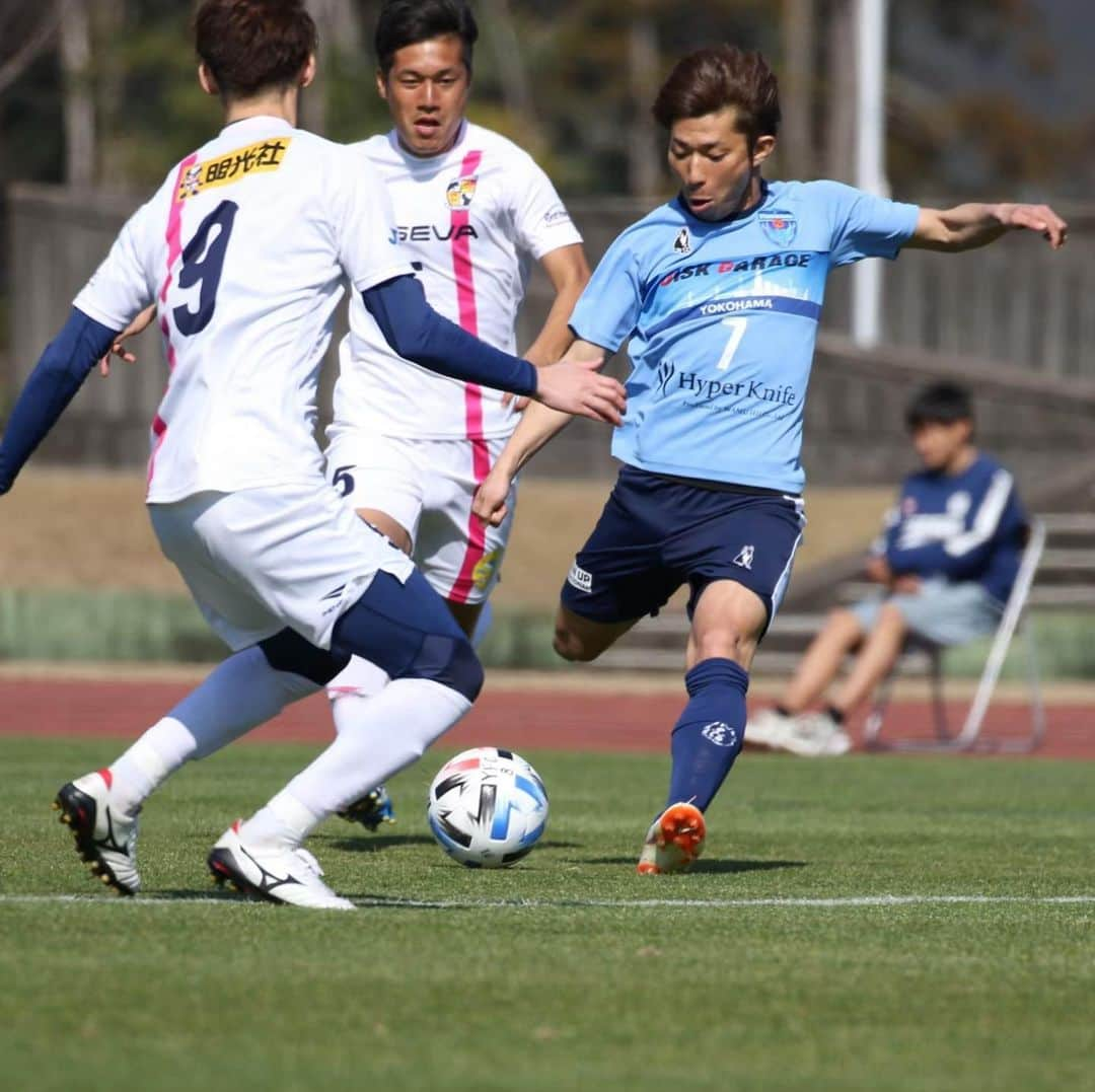 横浜FCさんのインスタグラム写真 - (横浜FCInstagram)「- 広報'sアルバム vol.3📒 - #yokohamafc #横浜FC #RECORDTHEBLUE #宮崎 #日南 #キャンプ @matsuidaisuke_official  @kazunari_33  @yusuke.m10  @eijiro.takeda17  @matsu111111  @kyowaaaaan  @tatsuki_seko_6 #ヤナガワゴーッ」5月20日 18時16分 - yokohamafc_official