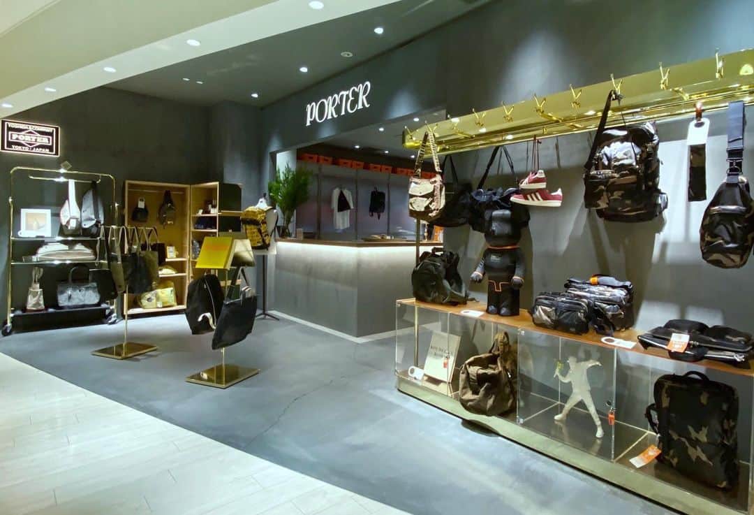 吉田カバン 表参道のグルメインスタ