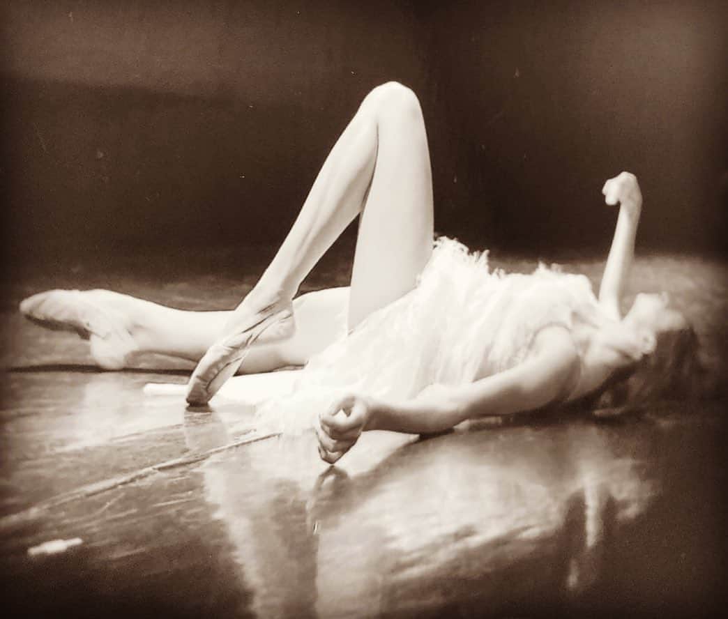 のインスタグラム：「#swanlake  #mikadancemovie」