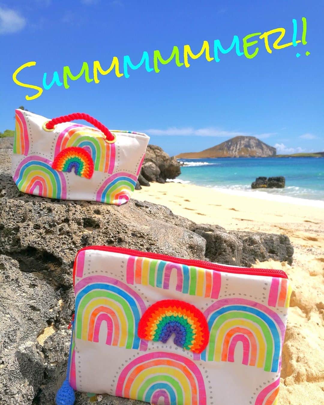 Moco Lima Hawaiiさんのインスタグラム写真 - (Moco Lima HawaiiInstagram)「New* Rainbow Laptop Case & Tote Bag  夏がくるー‼️ #summer#comingsoon#ocean#beach#rainbow#blue#love#excited#happy#smile#cantwait#awesome#wonderful#great#super#beautiful#nice#hawaii#enjoylife#mocolima#sunshine#aloha#ハワイ#モコリマハワイ#夏#海#夏好き#夏生まれ#太陽#女性起業家」5月20日 11時48分 - mocolimahawaii