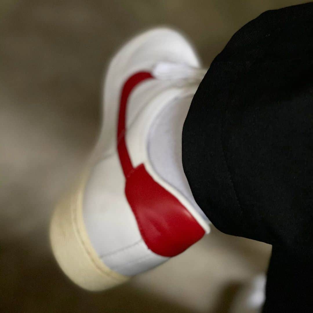 三田真一さんのインスタグラム写真 - (三田真一Instagram)「Nike Bruin Leather McFly。 「バック・トゥ・ザ・フューチャー」でマーティンが履いていた型。  ヒールタブとタンのマーキングがない  @niketokyo  @wataru_ohzeki  @yamaken1013  @kilscope  #stayhome #backtothefuture」5月20日 13時27分 - mitershinichi