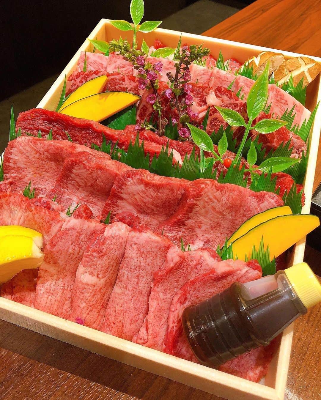 大西宏明さんのインスタグラム写真 - (大西宏明Instagram)「笑ぎゅうのお肉を日本全国でお取り寄せ🤩🤩🤩 通販アプリBASEをインストールします✨ 登録します！  笑ぎゅうを検索します🤗 食べたいお肉を選びます🍖🥩 ポチります💡以上っっっ😍  宜しくお願い致します🥺  #笑ぎゅう #通販 #お取り寄せグルメ  #おうちごはん  #家焼肉 #焼肉パーティー #bbq #日本全国 #どこでも笑ぎゅう気分 #美味しいお肉 #肉テロ #宜しくお願い致します #smile #ほなっ！！」5月20日 13時28分 - ohnishi_hiroaki_0428