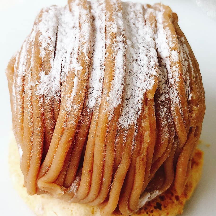 里井真由美のグルメインスタ