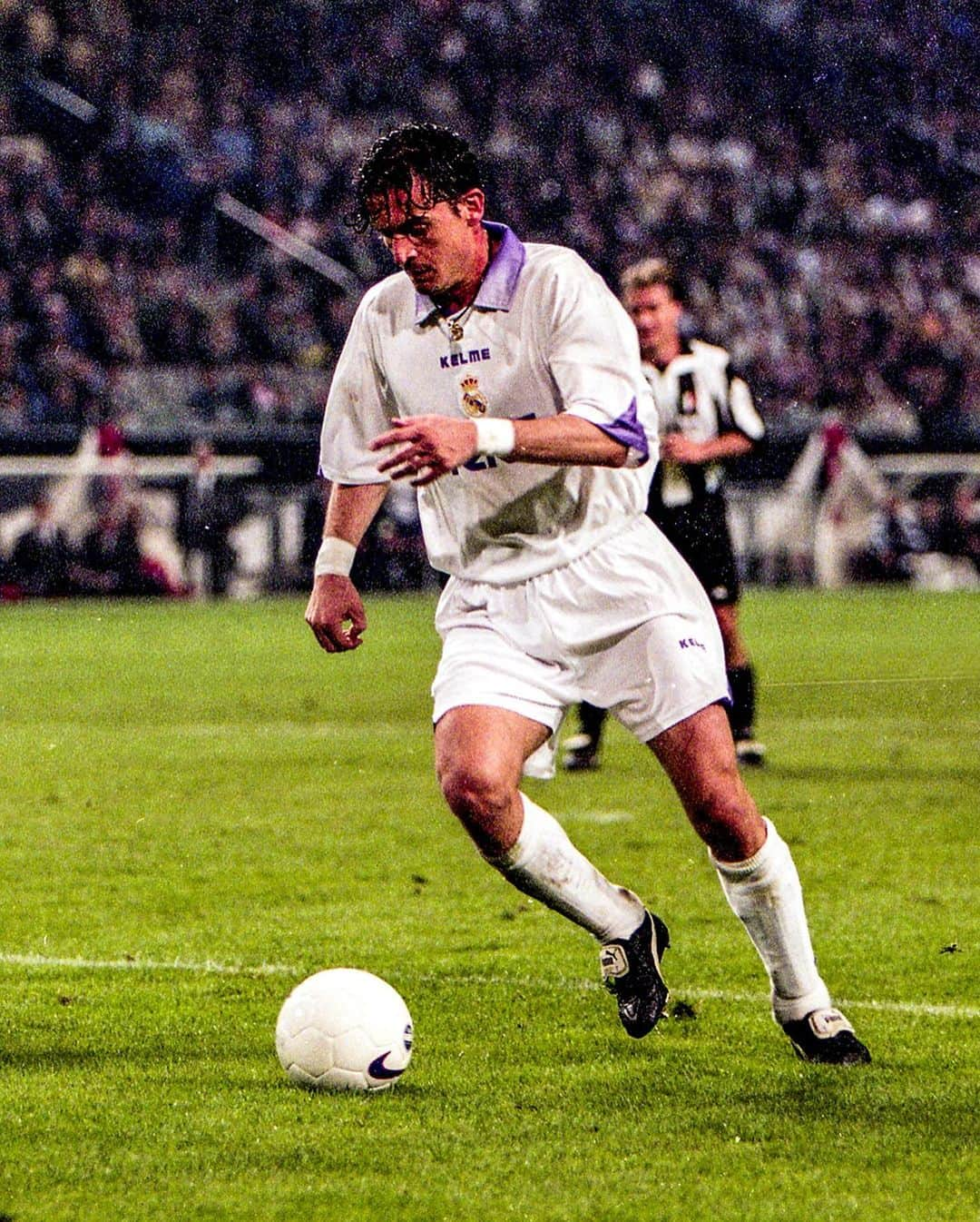 レアル・マドリードさんのインスタグラム写真 - (レアル・マドリードInstagram)「🏆 La Séptima | 7th European Cup 📸 7 Photos ⏳ 22 years ago today 🗓️ 20/05/1998 #RMHistory | #HalaMadrid」5月20日 16時41分 - realmadrid