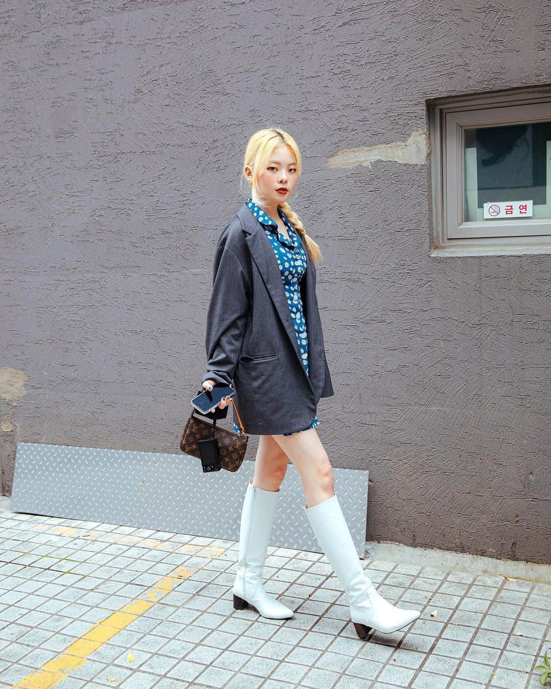가로수길 , Seoulさんのインスタグラム写真 - (가로수길 , SeoulInstagram)「Street Style Thx @maro__makeup 🔥🔥 메이크업 아티스트 마로님」6月4日 12時15分 - jaylim1