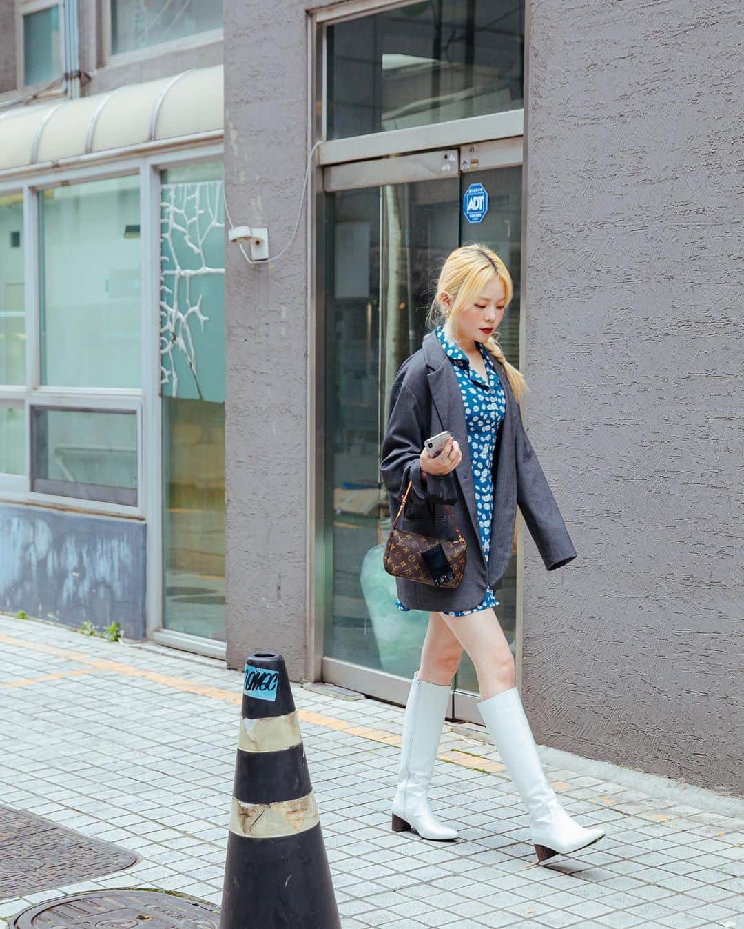 가로수길 , Seoulさんのインスタグラム写真 - (가로수길 , SeoulInstagram)「Street Style Thx @maro__makeup 🔥🔥 메이크업 아티스트 마로님」6月4日 12時15分 - jaylim1
