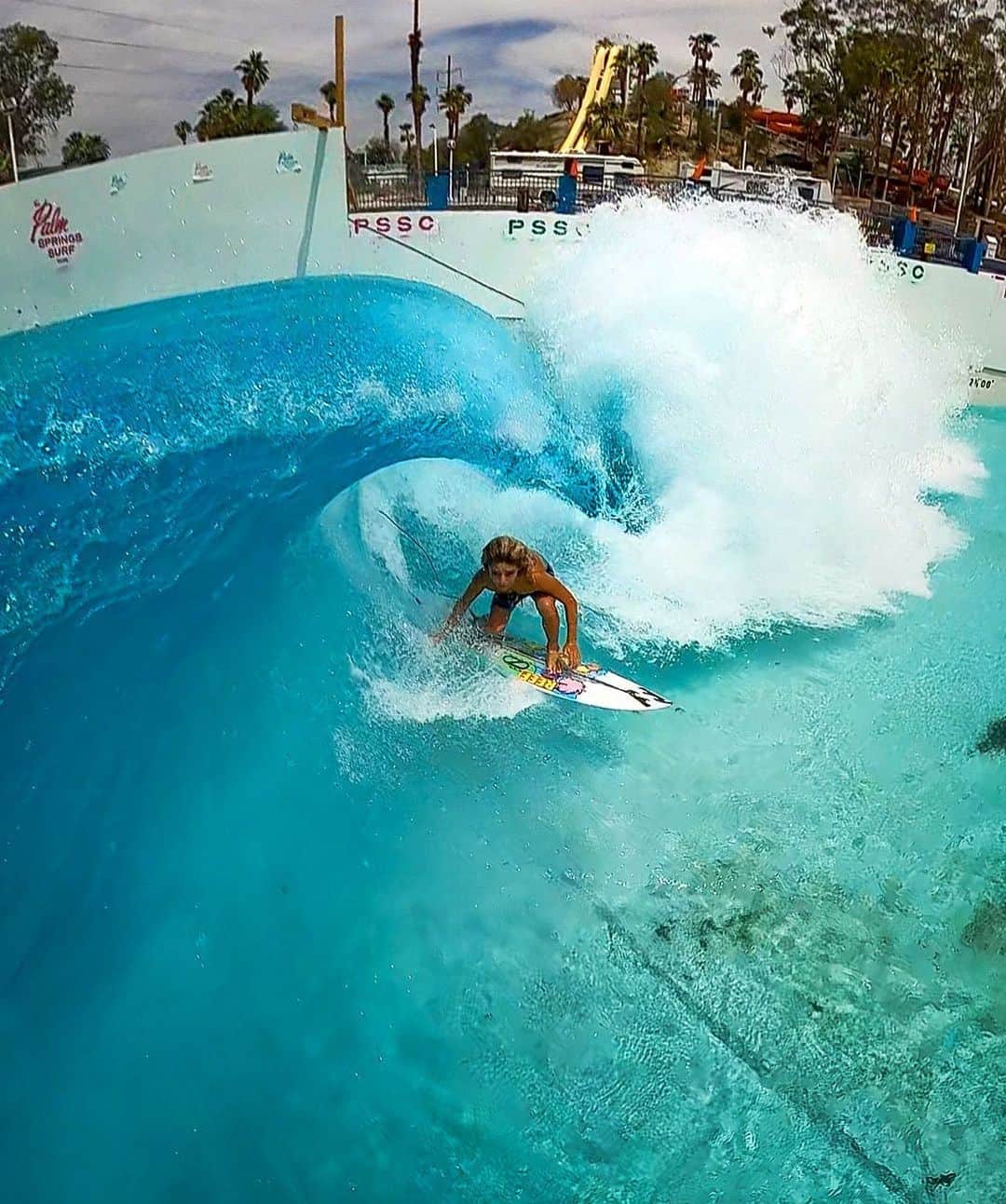 Robbie Crawfordさんのインスタグラム写真 - (Robbie CrawfordInstagram)「Not sure if I’ve seen the future of surfing shine brighter than watching @jackson_dorian at @thepalmspringssurfclub yesterday ... you killed it buddy!!! #GoProMax #epic #surfing #GoPro」6月4日 8時34分 - robbiecrawford