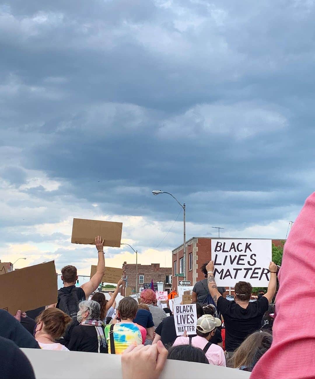 Grace Bonneyのインスタグラム：「Kingston, NY March for Black Lives. Thank you @citizenactionny Hudson Valley and @riseupkingston for organizing a powerful evening of protest, connection and education.」
