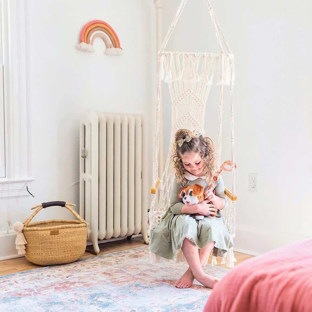 Hasbroさんのインスタグラム写真 - (HasbroInstagram)「#Repost @mamadrey88: #ad A girl and her new pup! 🐶 Today we hung the swing in Zoey’s bedroom. Swipe for a candid photo that I also love, that’s one way we get stuff done around the house. Play-Doh compound and playsets are always a winner around here, and the kids are always close by! Now a serious question, are there any kids out there that don’t mix up all the colors together? Really curious if those kids exist 😆 @hasbro #BringHomeTheFun #PlayDoh #FurReal」5月21日 3時10分 - hasbro