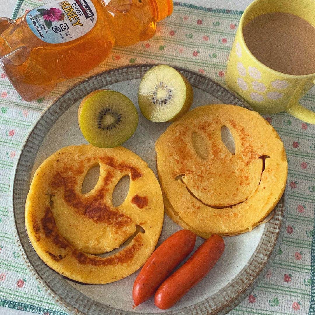 森岡悠さんのインスタグラム写真 - (森岡悠Instagram)「スマイルパンケーキでご機嫌ご機嫌☺︎」5月20日 20時16分 - morioka.yu